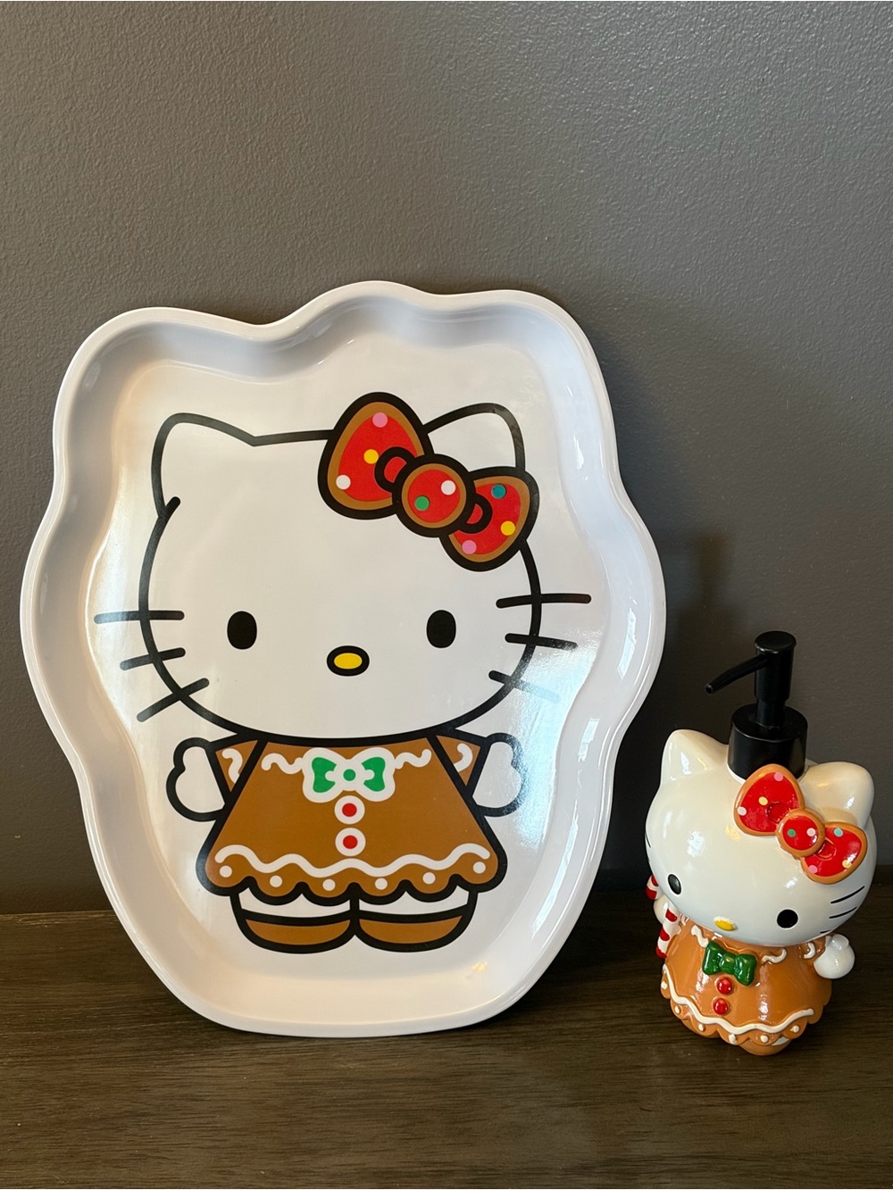 Hello Kitty White, Brown, Red Gingerbread Tray and Dispenser Set